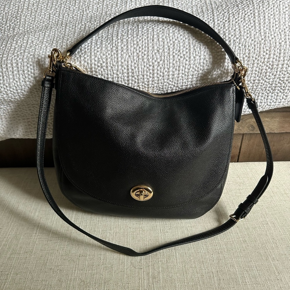 Coach black turnlock hobo
